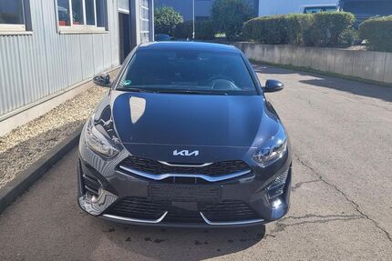 Kia pro ceed / ProCeed 48.150 km 23.999 € Dresden 01157