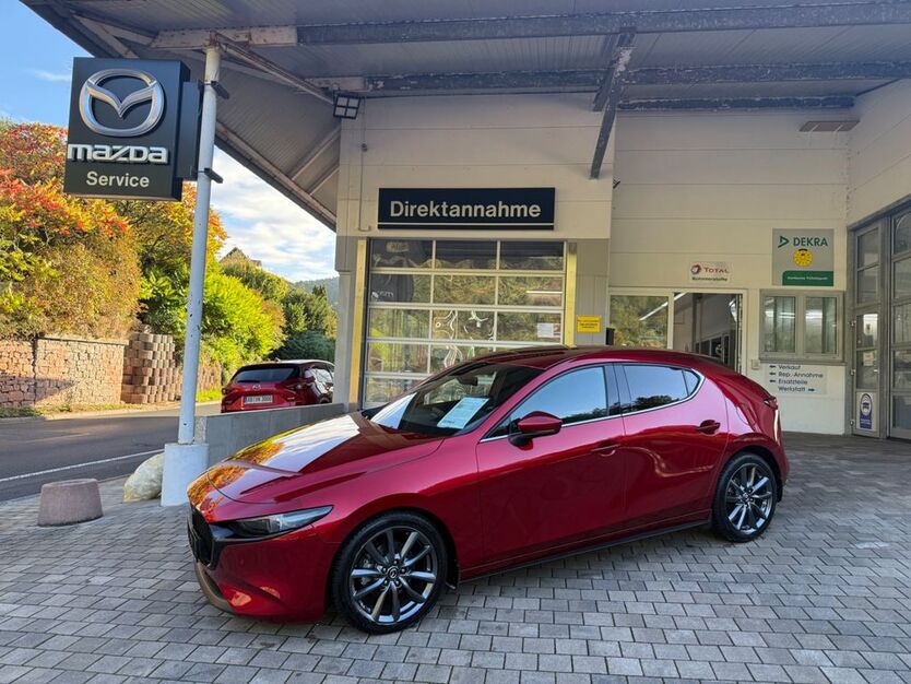 Mazda 3 18.950 km 18.790 € Heimbuchenthal 63872