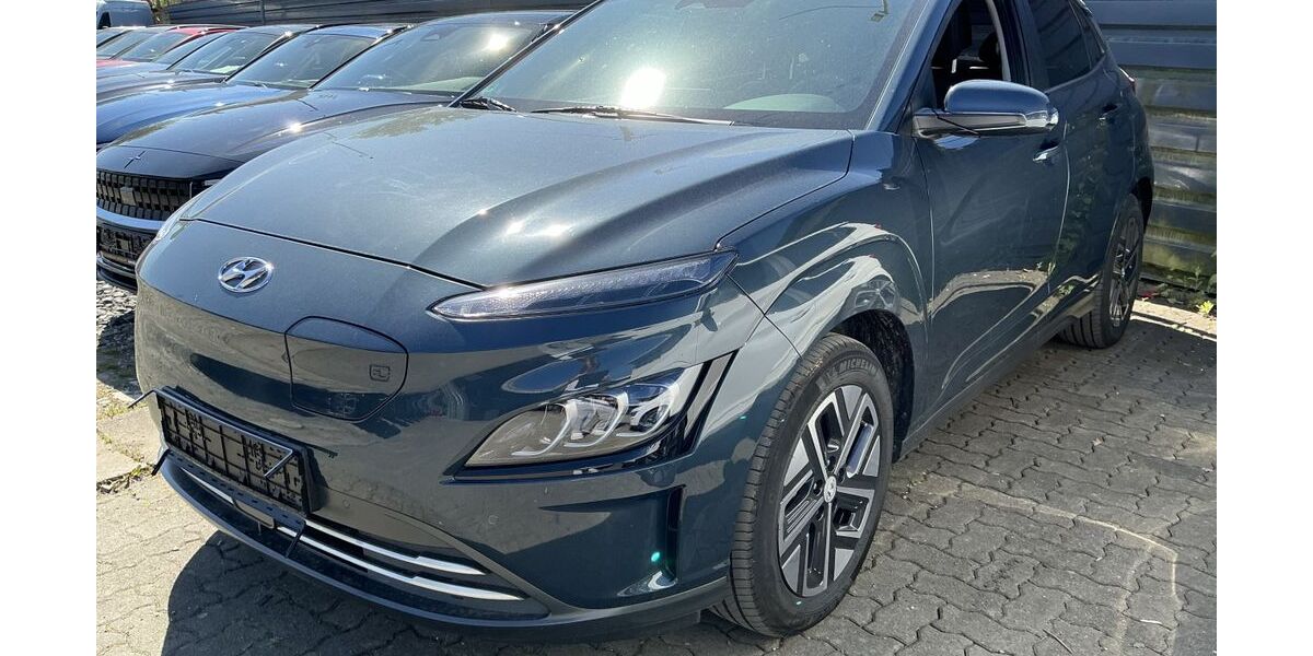Hyundai KONA 29.994 km 19.800 &euro; Eitorf 53783