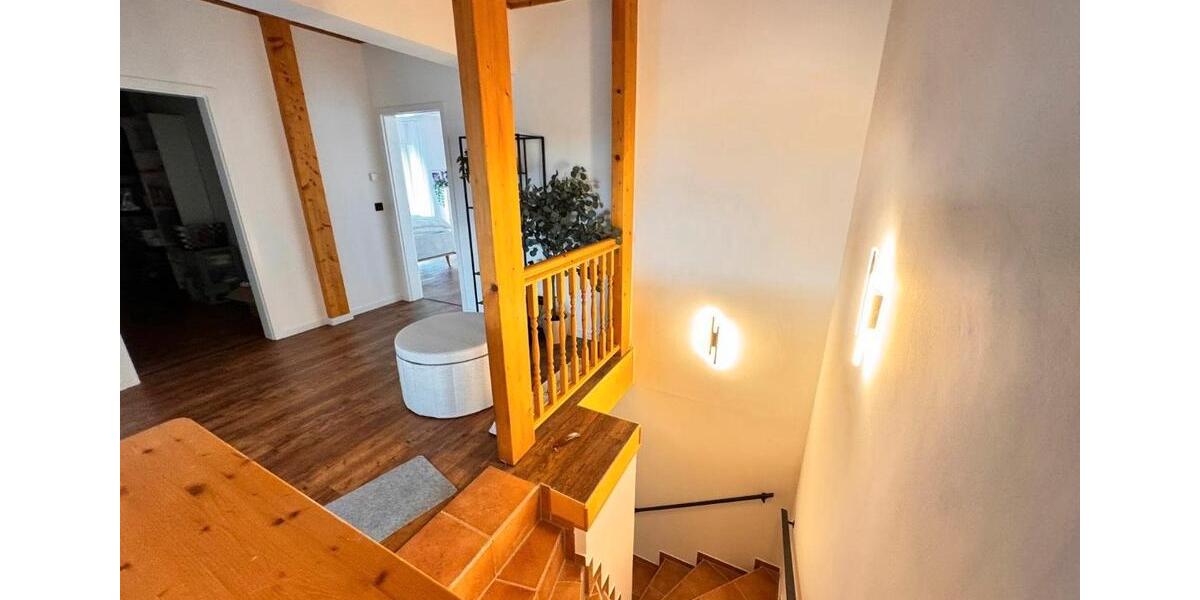 Dachgeschoßwohnung Kabelsketal - 4.5 Zimmer, 165 m&sup2;, 420.000&euro; | Angebot:26865243