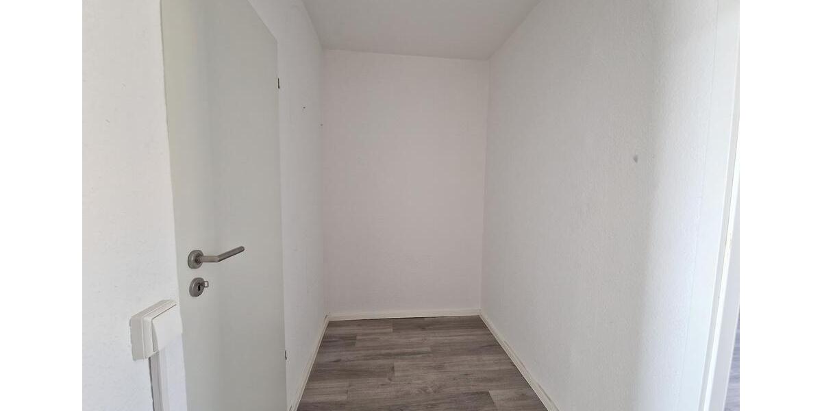 Etagenwohnung Aken (Elbe) - 2 Zimmer, 55 m&sup2;, 203&euro; | Angebot:25254795