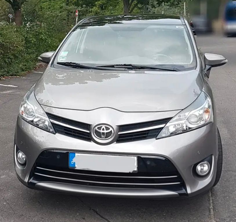 Toyota Verso 161.100 km 11.000 € Teltow 14513