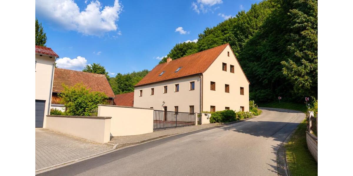 Bauernhaus, Landhaus Thalmässing - 10 Zimmer, 200 m&sup2;, 390.000&euro; | Angebot:26975377
