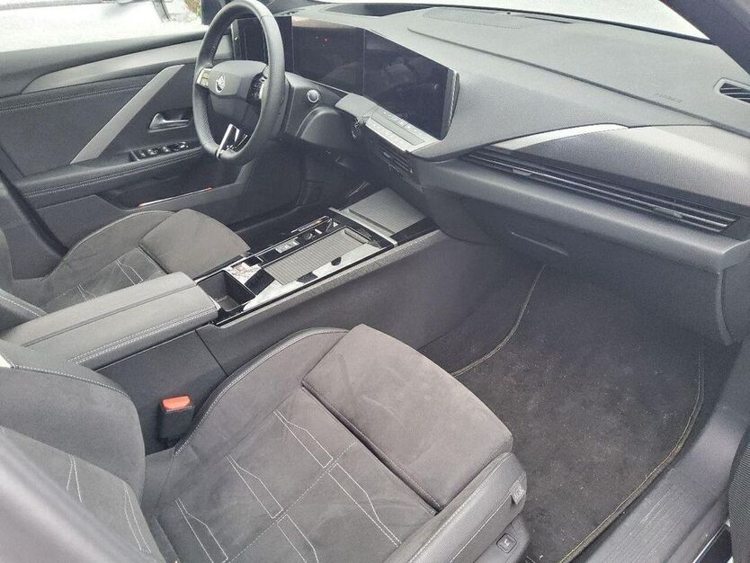 Opel Astra 14.075 km 27.890 € Brunsbüttel 25541