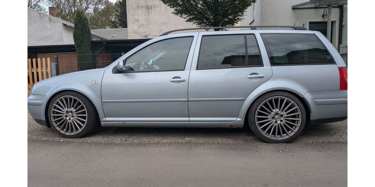 VW Golf 304.000 km 1.750 &euro; Gera 07546
