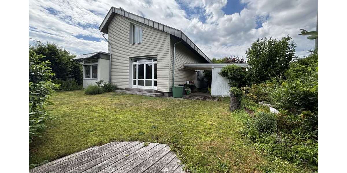 Einfamilienhaus Burghausen - 8 Zimmer, 315 m&sup2;, 650.000&euro; | Angebot:26832068