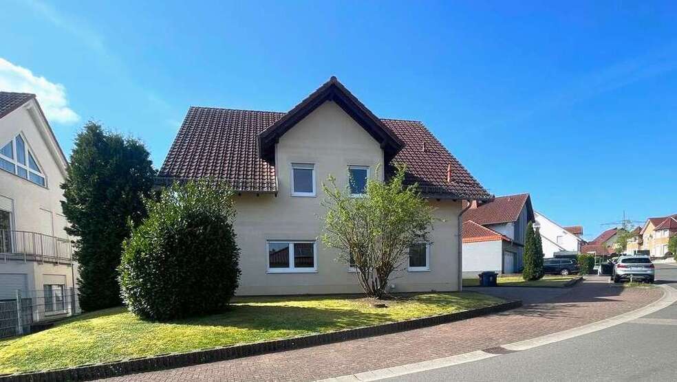 Haus zum Mieten in Ramstein-Miesenbach Miesenbach 2.900 € 289 m²