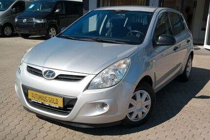 Hyundai i20 166.042 km 2.499 &euro; Rostock 18107