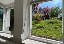 Helle und moderne Wohnung mit Blick ins Grüne