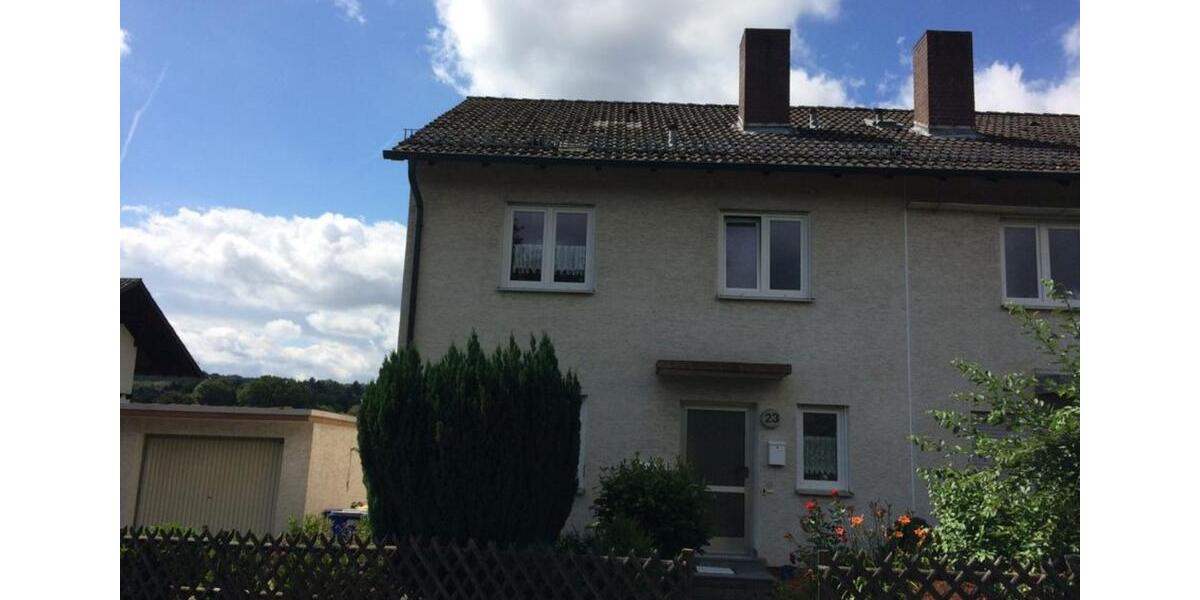 Doppelhaushälfte Biebertal - 5 Zimmer, 260 m&sup2;, 450.000&euro; | Angebot:23604330