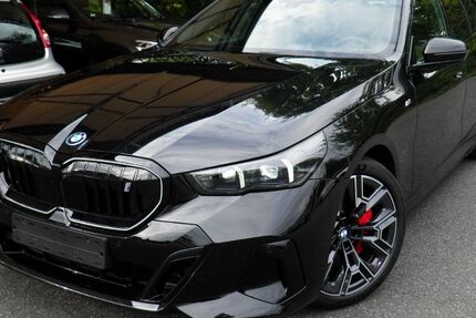 BMW i5 2.563 km 85.299 &euro; Frankfurt am Main 60435