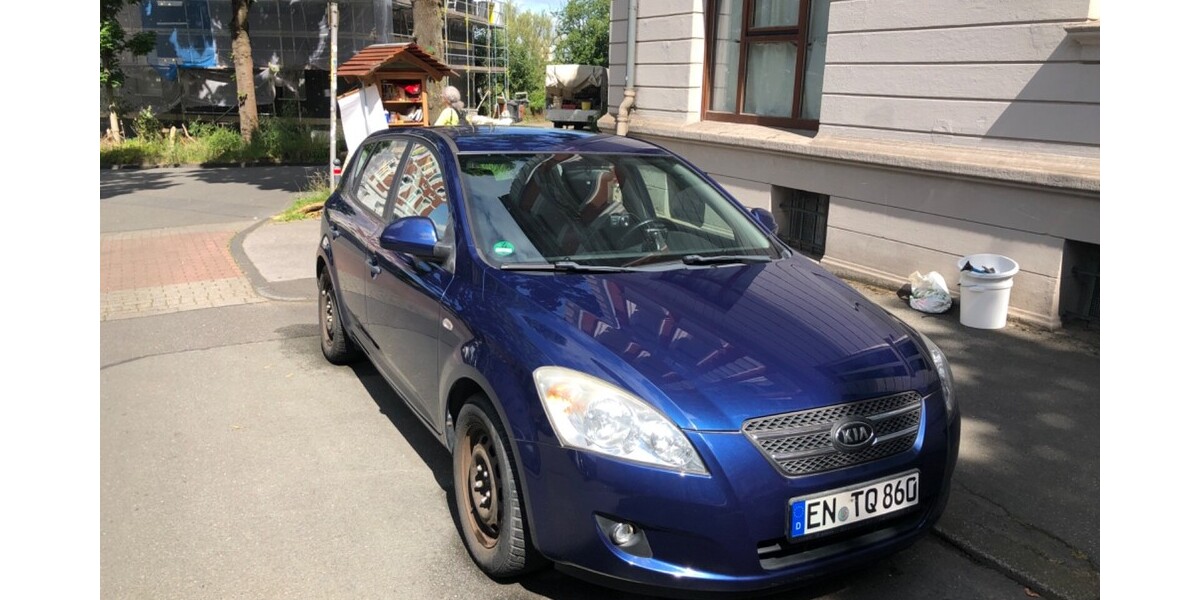 Kia Ceed 137.000 km 1.899 &euro; Berlin 10178