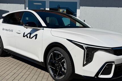 Kia K4 4.900 km 35.890 &euro; Burg OT Reesen 39288