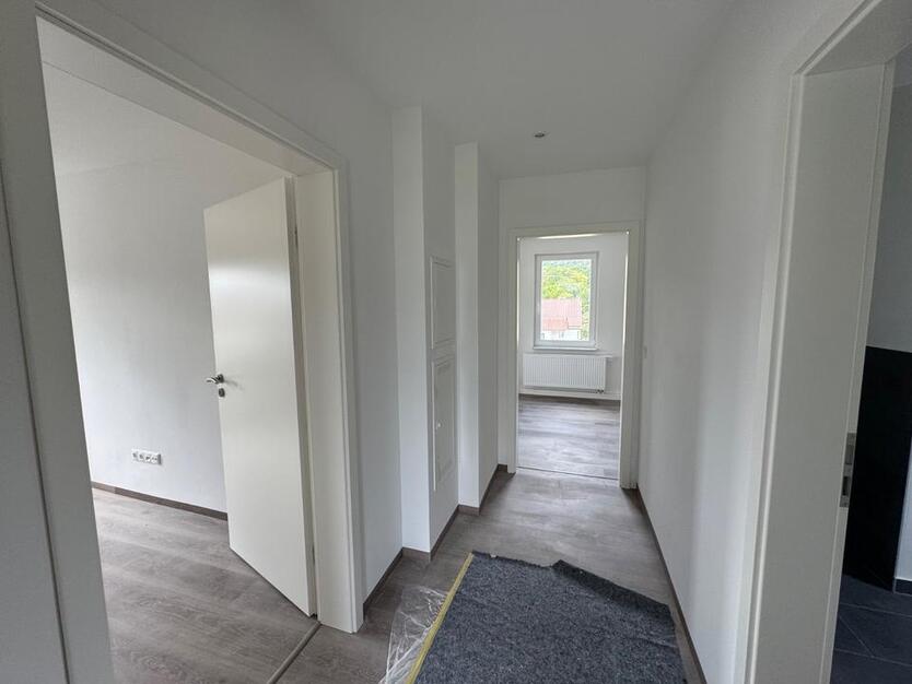 Erstbezug nach Sanierung Helle 2 RaumWohnung im 1.OG