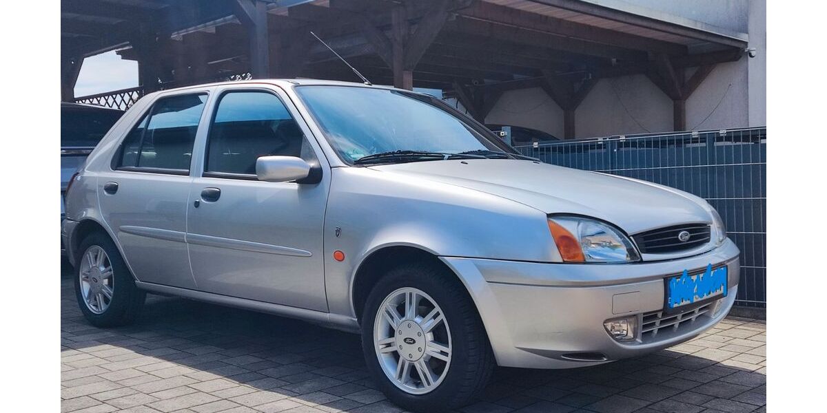 Ford Fiesta 98.000 km 1.450 &euro; Panketal 16341