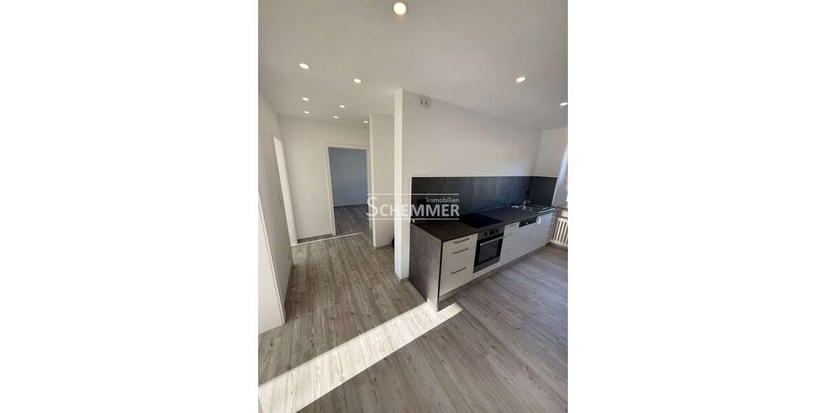 Etagenwohnung Waldkirch - 3 Zimmer, 73 m&sup2;, 298.000&euro; | Angebot:26380943