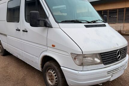 Mercedes-Benz Sprinter 186.776 km 5.200 &euro; Berlin 13629