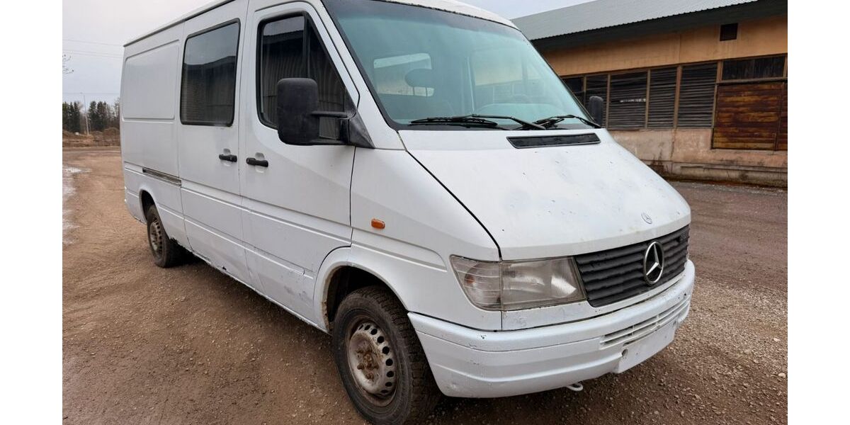 Mercedes-Benz Sprinter 186.776 km 5.800 &euro; Berlin 13629