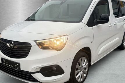 Opel Combo Life 131.240 km 15.950 &euro; Lübeck 23558