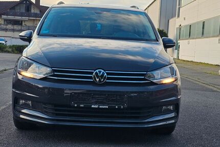 VW Touran 278.005 km 13.300 &euro; Dietzenbach 63128