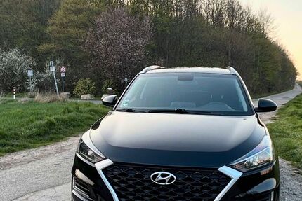 Hyundai TUCSON 144.193 km 14.800 &euro; Grevenbroich 41515