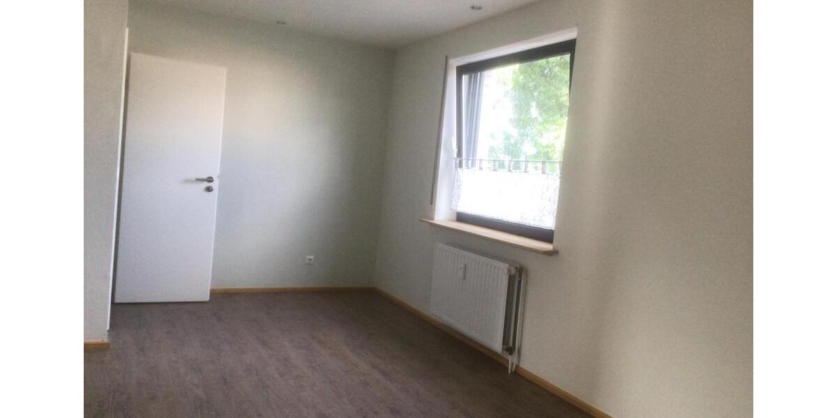 Etagenwohnung Soest - 1 Zimmer, 68 m&sup2;, 450&euro; | Angebot:25057450