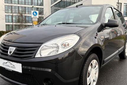 Dacia Sandero 180.000 km 2.490 &euro; Köln (Ostheim) 51107