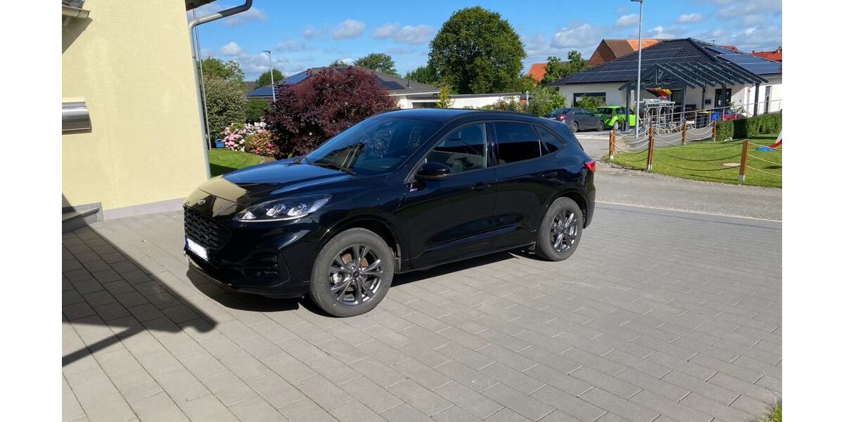 Ford Kuga 45.500 km 22.000 &euro; Marienmuenster 37696