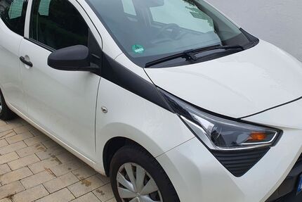 Toyota Aygo (X) 114.000 km 6.500 &euro; München 81735
