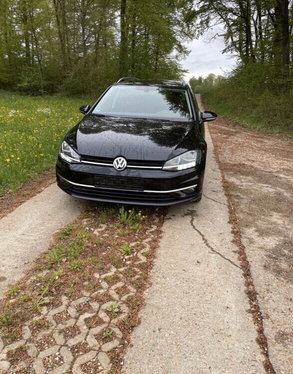 VW Golf VII Variant 98.000 km 18.300 € Heilbronn 74072