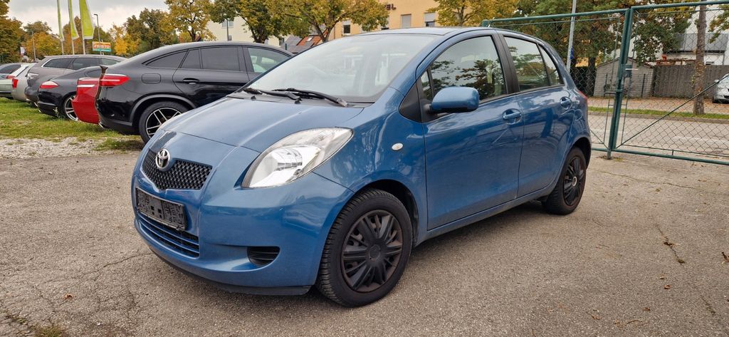 Toyota Yaris 200.870 km 1.900 € Fürstenfeldbruck 82256