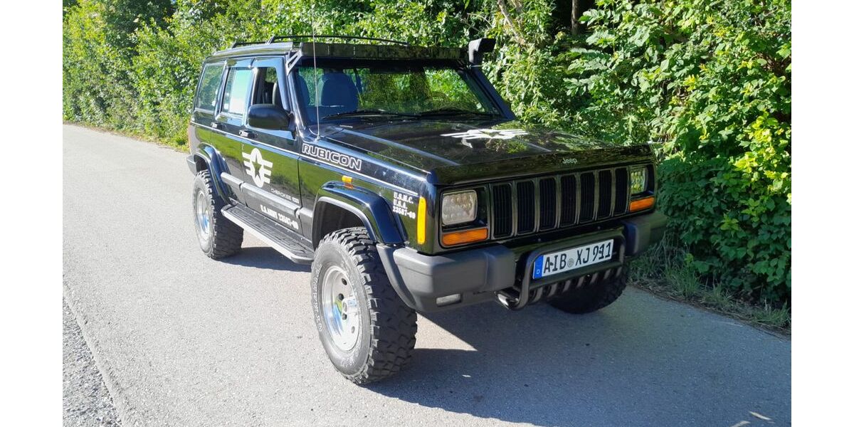 Jeep Cherokee 266.200 km 9.900 &euro; Feldkirchen 83620