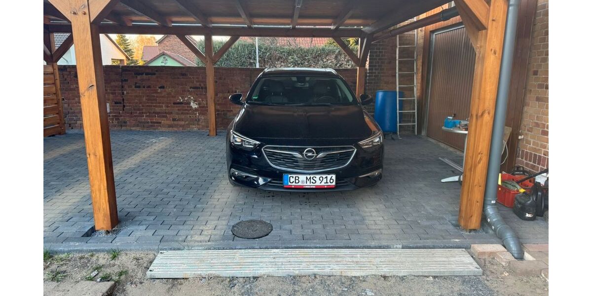 Opel Insignia 94.000 km 13.000 &euro; Werben 03096
