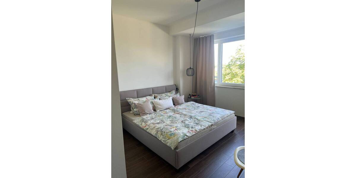Etagenwohnung Dresden Leuben - 4 Zimmer, 108 m&sup2;, 375.000&euro; | Angebot:26713092