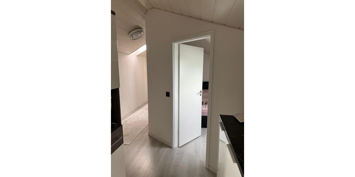 Dachgeschoßwohnung Rosenheim Aising - 3 Zimmer, 65 m&sup2;, 310.000&euro; | Angebot:26261855