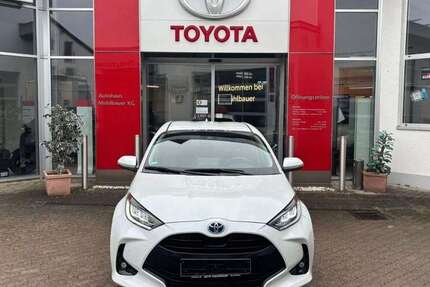 Toyota Yaris 30.400 km 19.980 &euro; Neufarn 85646