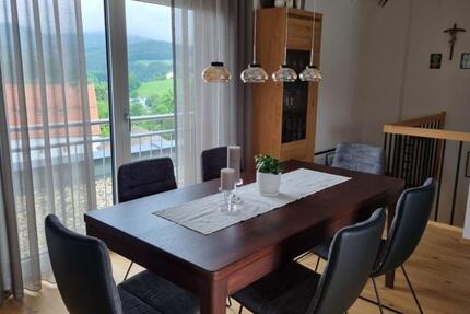 Haus Viechtach - 2 Zimmer, 96 m&sup2;, 1.100&euro; | Angebot:25058095