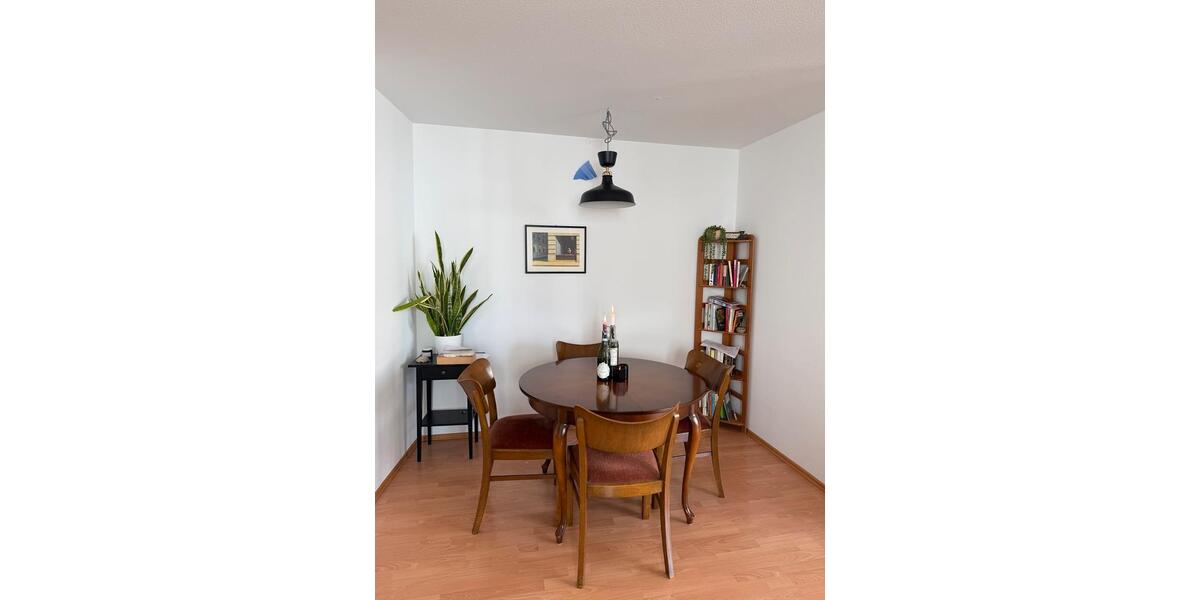 Etagenwohnung Esslingen am Neckar - 2 Zimmer, 56 m&sup2;, 1.000&euro; | Angebot:25415741