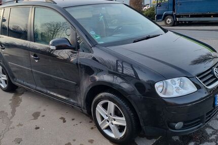 VW Touran 256.140 km 2.100 &euro; Frechen 50226