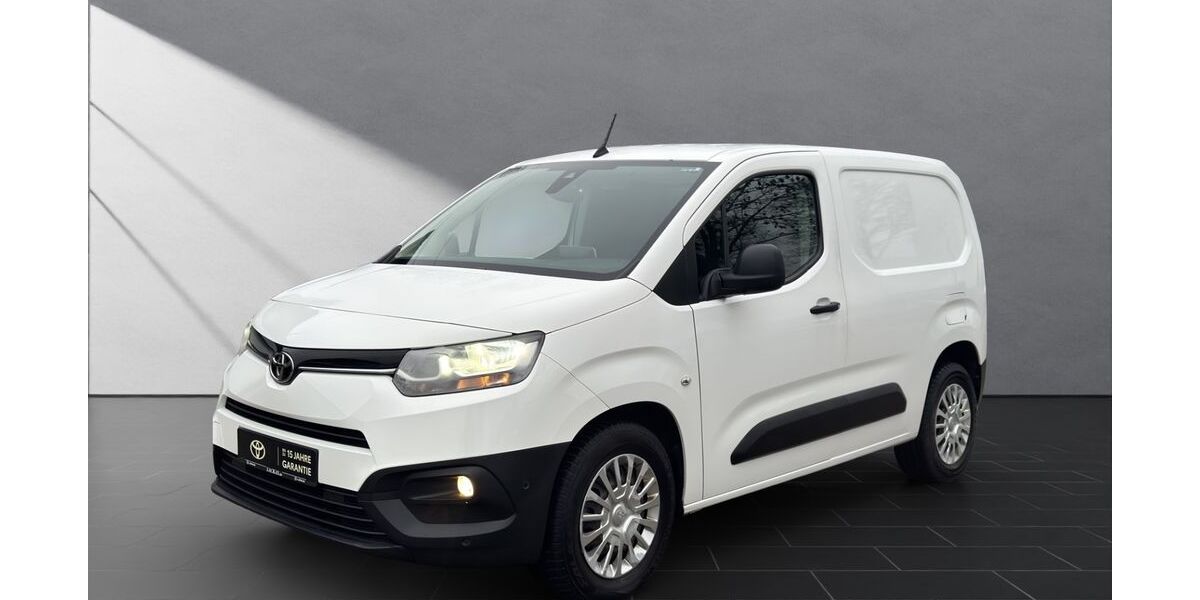 Toyota Proace City 75.350 km 16.450 &euro; Wesel 46485