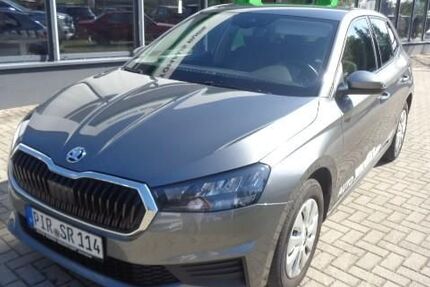 Skoda Fabia 23.480 km 18.680 &euro; Neustadt 01844