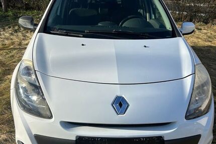 Renault Clio 156.551 km 2.390 &euro; Braunschweig 38122