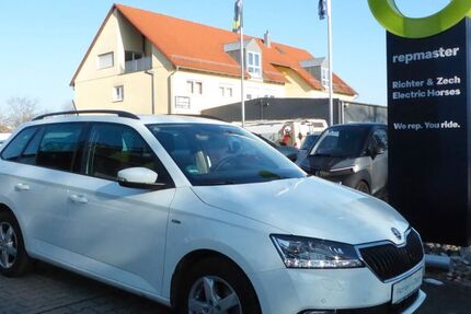 Skoda Fabia 23.900 km 16.490 &euro; Wendelstein 90530