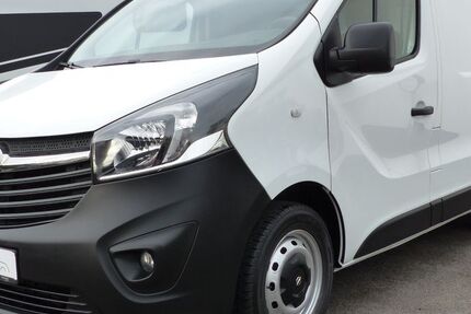 Opel Vivaro 106.000 km 11.950 &euro; Solingen 42699