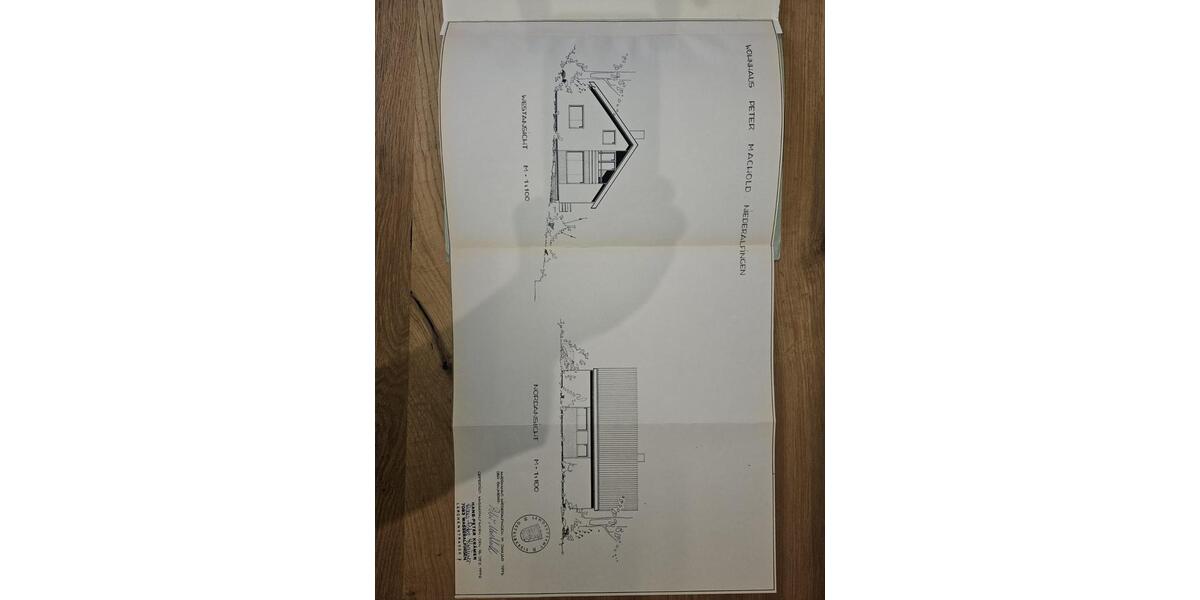 Einfamilienhaus mit Garage, Keller, Terrasse und Garten 6 zimmer