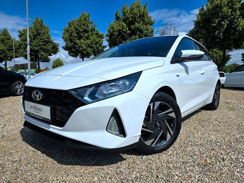 i20