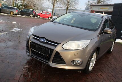 Ford Focus 131.075 km 2.990 &euro; Großefehn 26629