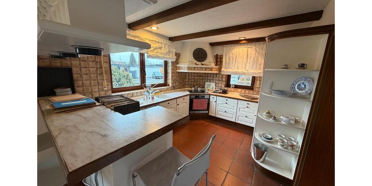 Einfamilienhaus Bietigheim-Bissingen Bissingen - 5.5 Zimmer, 210 m&sup2;, 1.800&euro; | Angebot:25393099