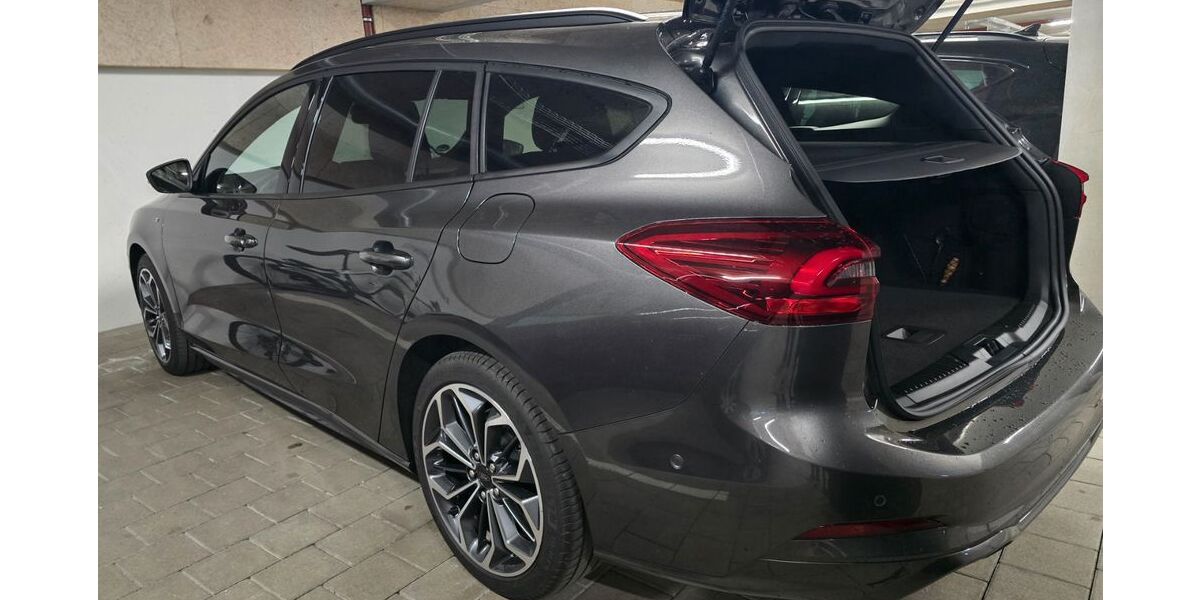 Ford Focus 58.665 km 20.390 &euro; Landshut 84036