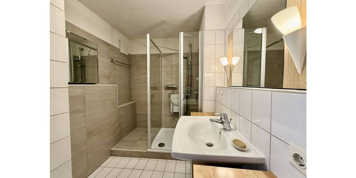 Etagenwohnung Wehr - 3 Zimmer, 80 m&sup2;, 229.000&euro; | Angebot:26139571